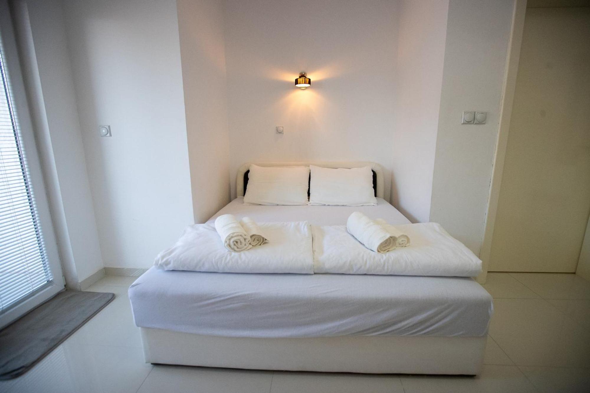 Lake View Double Balcony City Center Apartment In Охрид Екстер'єр фото